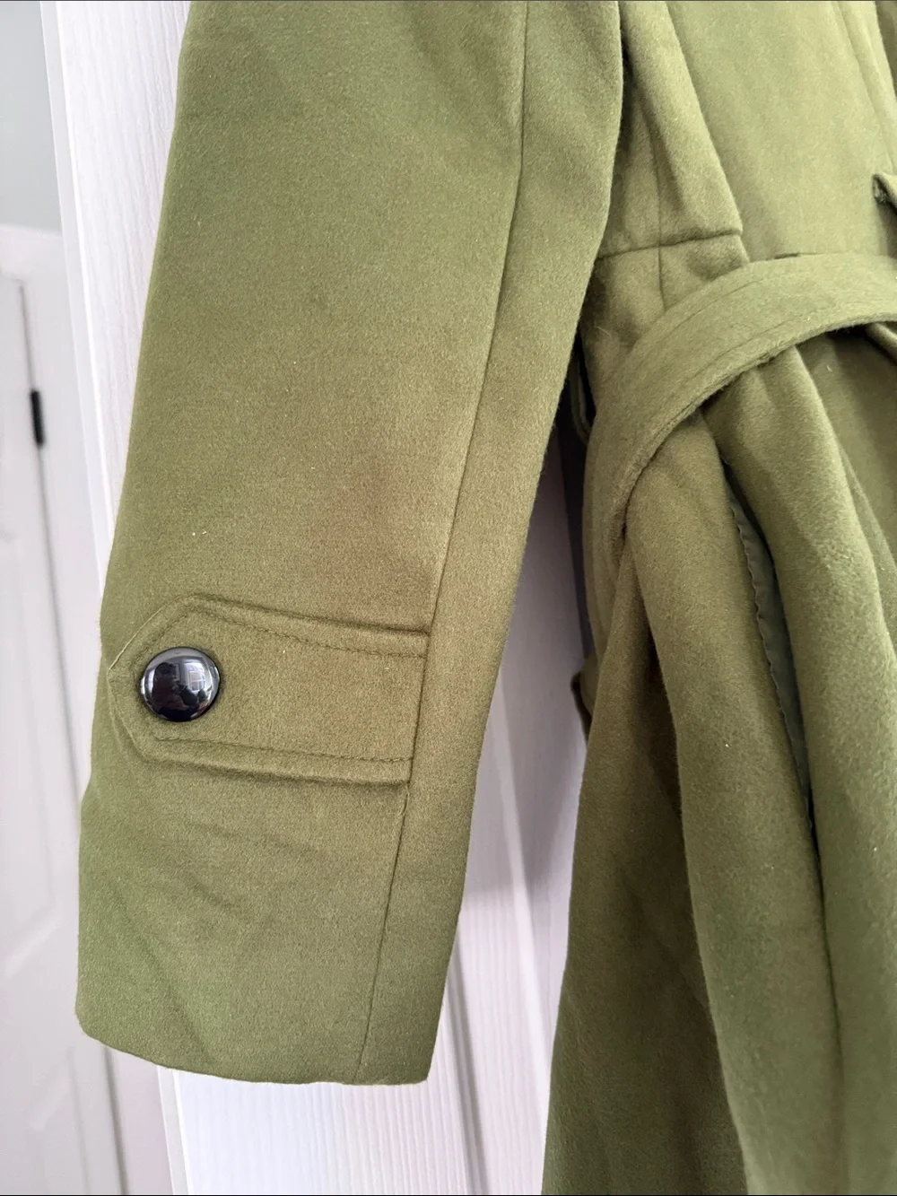 zeagoo Olive Green Trench Coat with Black Faux Fur Collar